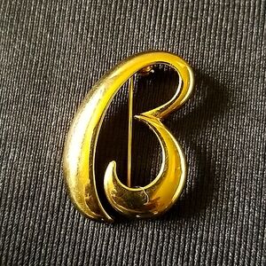 Monet Initial Pin "B"